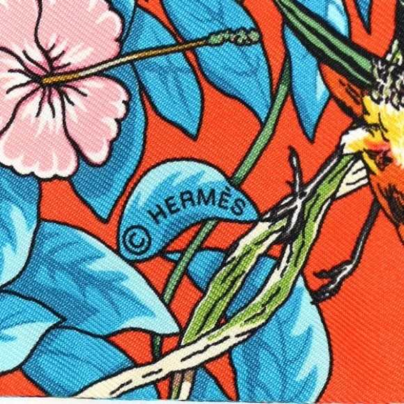 New Hermès Silk Jungle Love Love Twilly Orange Bleu Brun
w/ Tags - Picture 4 of 4